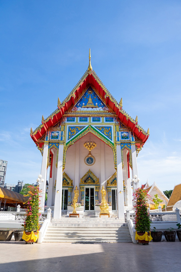 “ภาพจาก : เฟซบุ๊ก วัดธาตุทอง พระอารามหลวง (ที่มา: travel.kapook