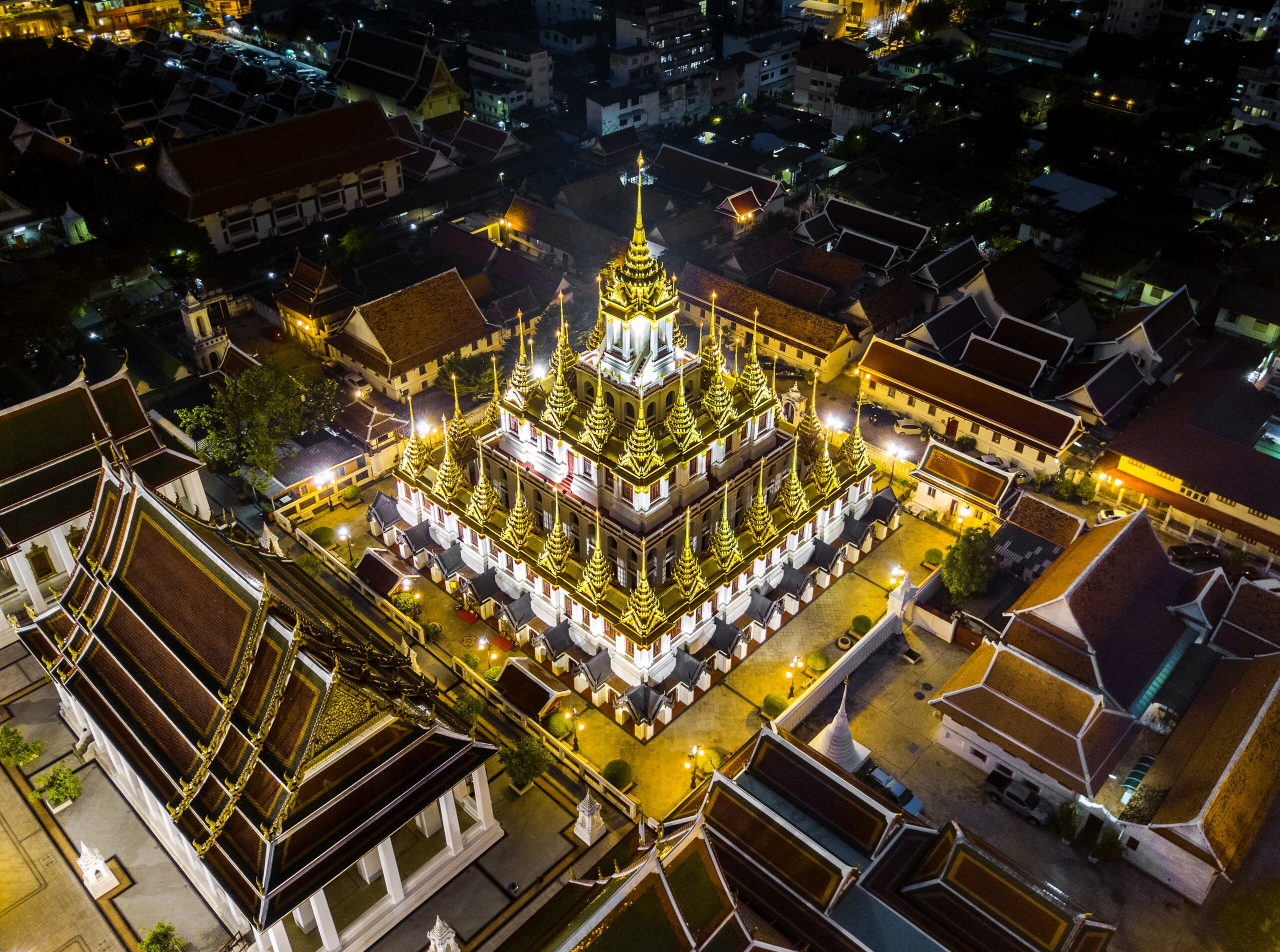 ภาพโดย BerryJ, วัดราชนัดดารามวรวิหาร, แหล่งที่มา_ Wikimedia Commons