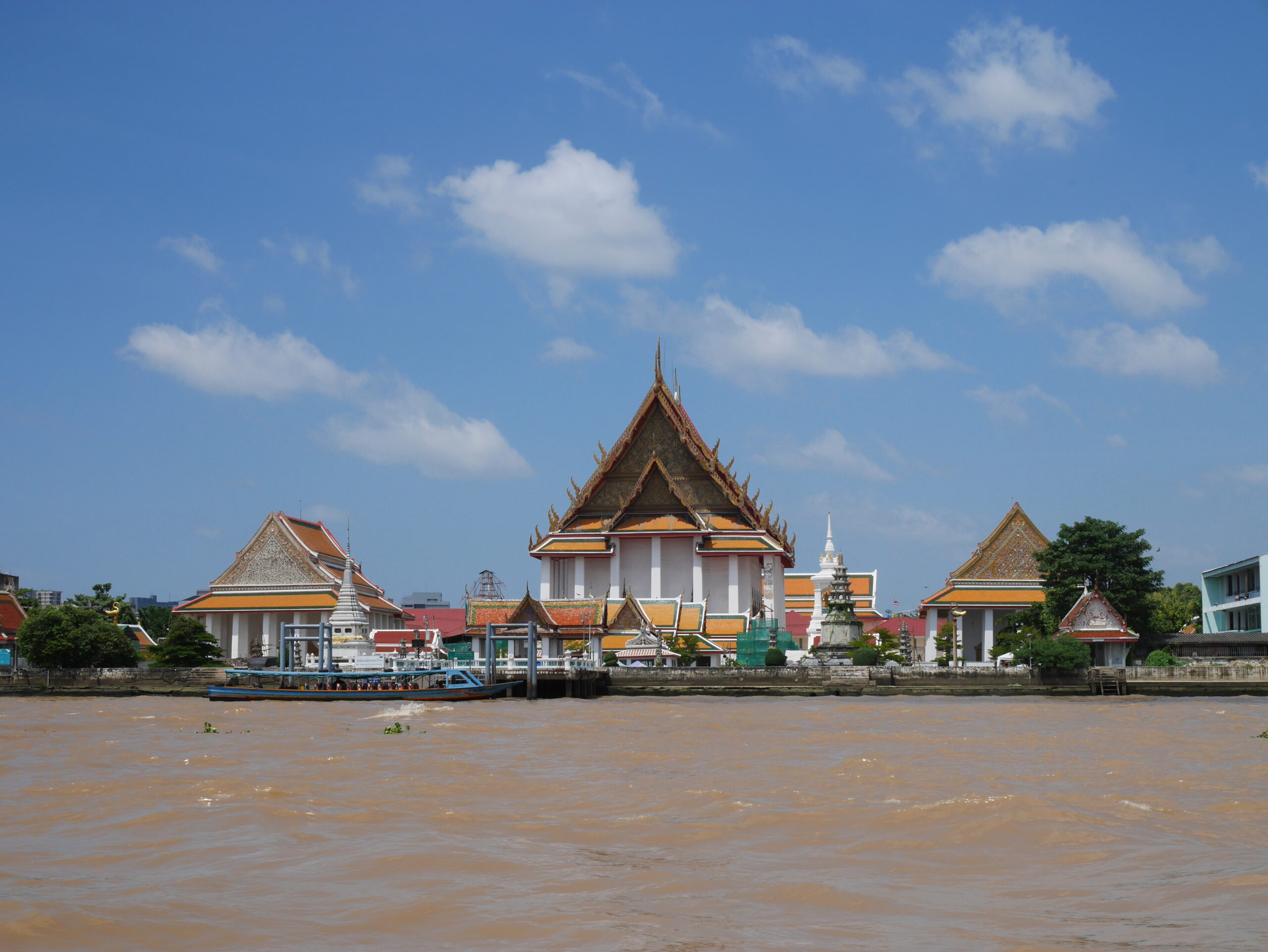 ภาพโดย: กสิณธร ราชโอรส แหล่งที่มา: Wikimedia Commons